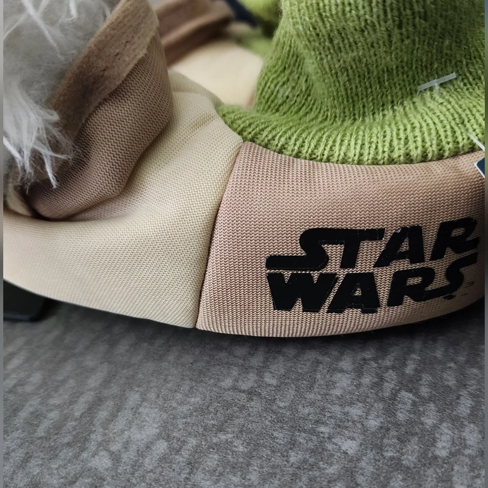 NWT Star Wars Yoda Slippers - Picture 2 of 7